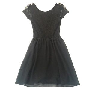 Divided (H&M) black lace short sleeve dress